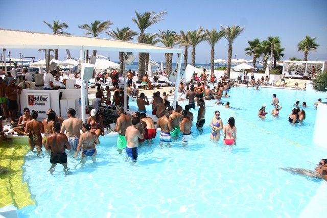 Pool Party at Riviera